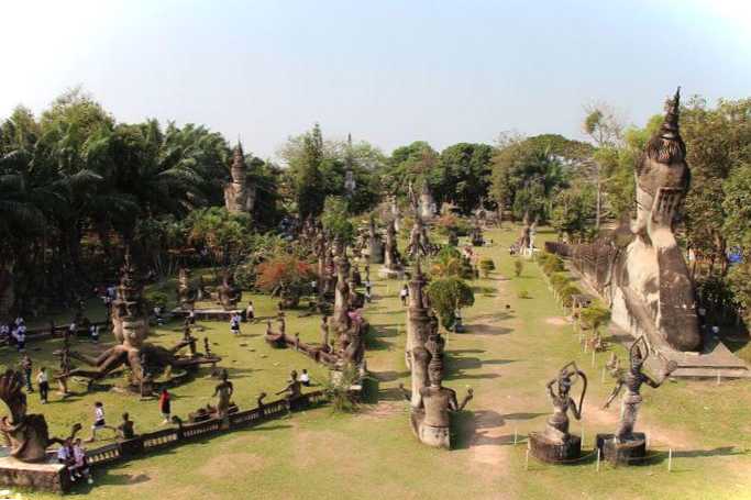 10 основних визначних пам'яток Лаосу