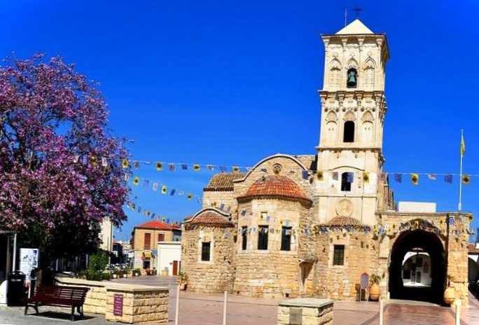 20 визначних пам'яток Ларнакі