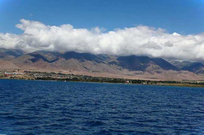 15 головних визначних пам'яток Киргизії